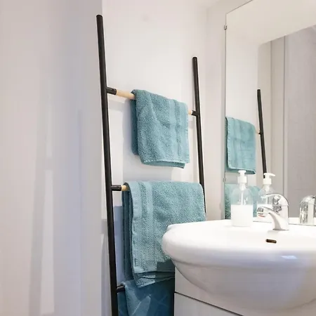 Republique Normandie アパート *